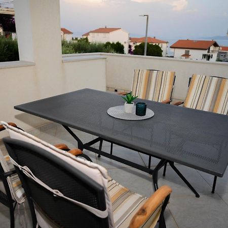 Villa Vinko Трогир Екстериор снимка
