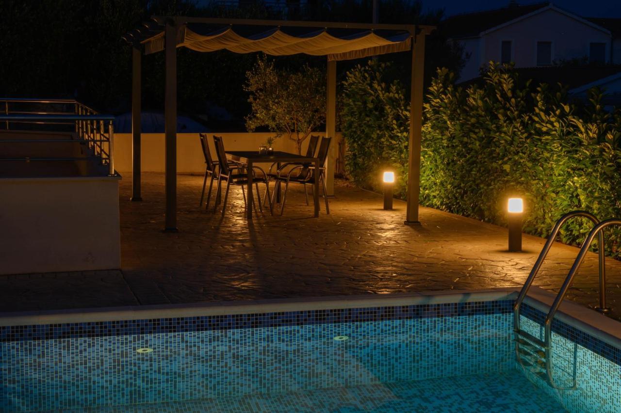 Villa Vinko Трогир Екстериор снимка